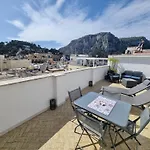 Regina di Capri - Romy Blu -